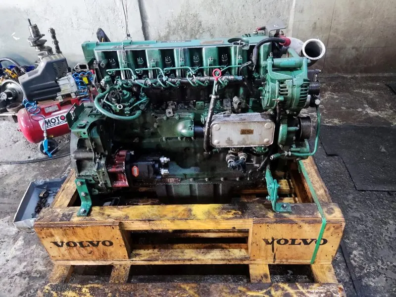 Motor Volvo antes da manutenção – Unitec